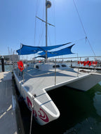 Trimarán Lola