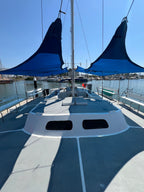 Trimarán Lola